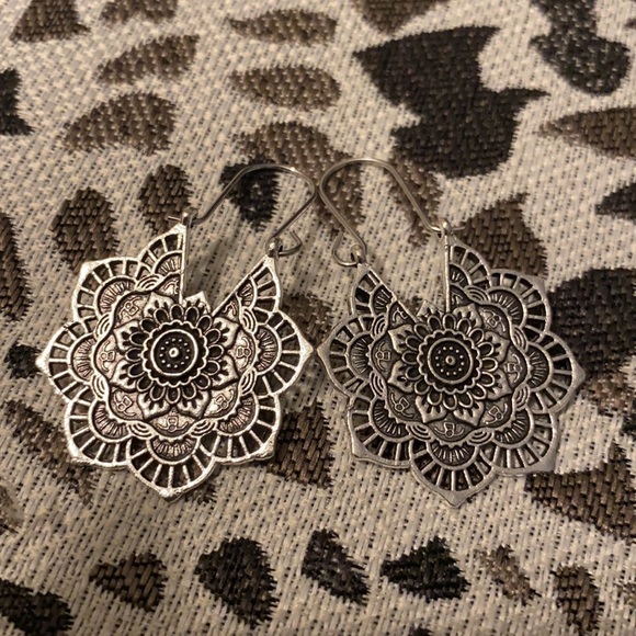 Lotus Mandala Earrings - Picture 4 of 5